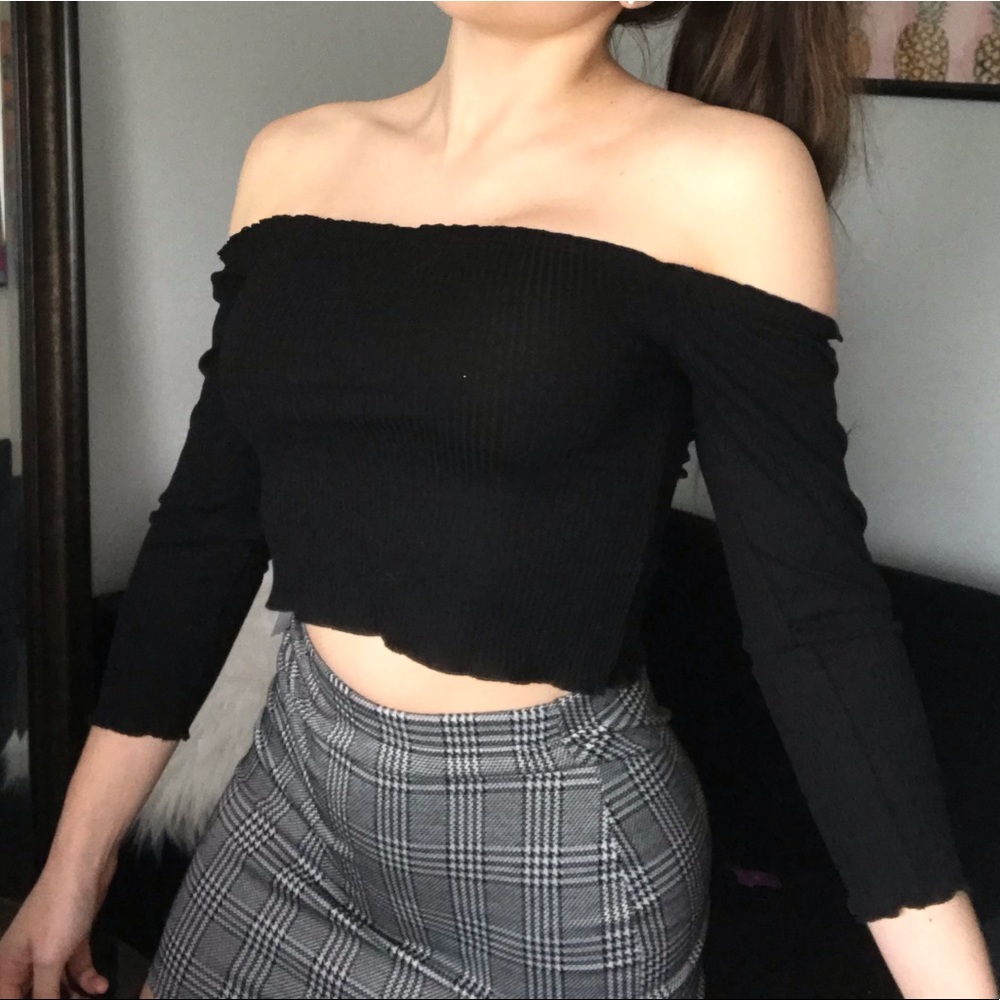 Off The Shoulder Top - Picture 1 of 6